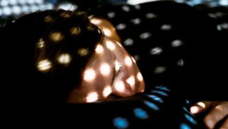 Migren tedavisinde 2026 rehberi: CGRP ilaçları, botoks ve nöromodülasyon cihazları nasıl etki eder?