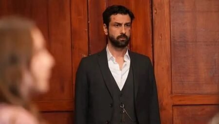 Taşacak Bu Deniz Dizisi Şerif Kimdir? Aytek Şayan Hakkında Bilinmeyenler