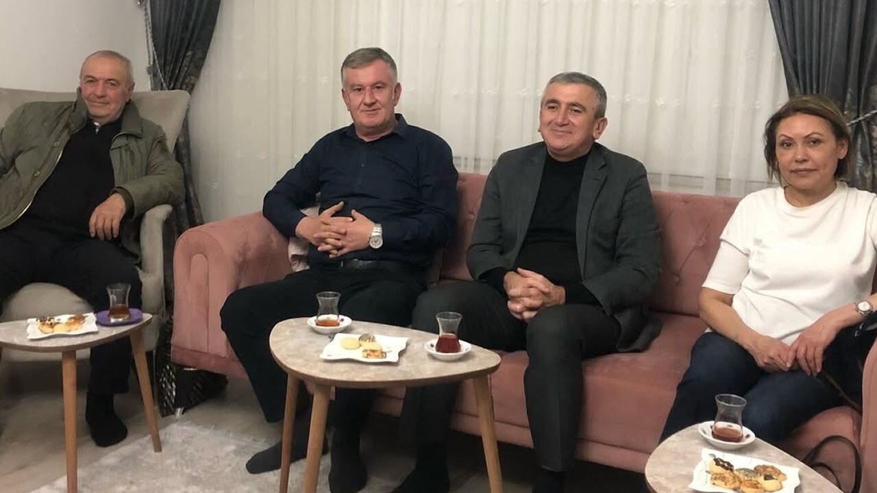 Emine Albayrak kimdir, kaç yaşında, nereli, eşi Fikret Albayrak kimdir?