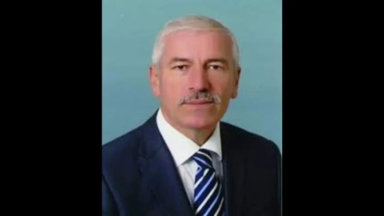 Hadi Uyar kimdir, nereli, hangi dönem belediye başkanlığı yaptı?