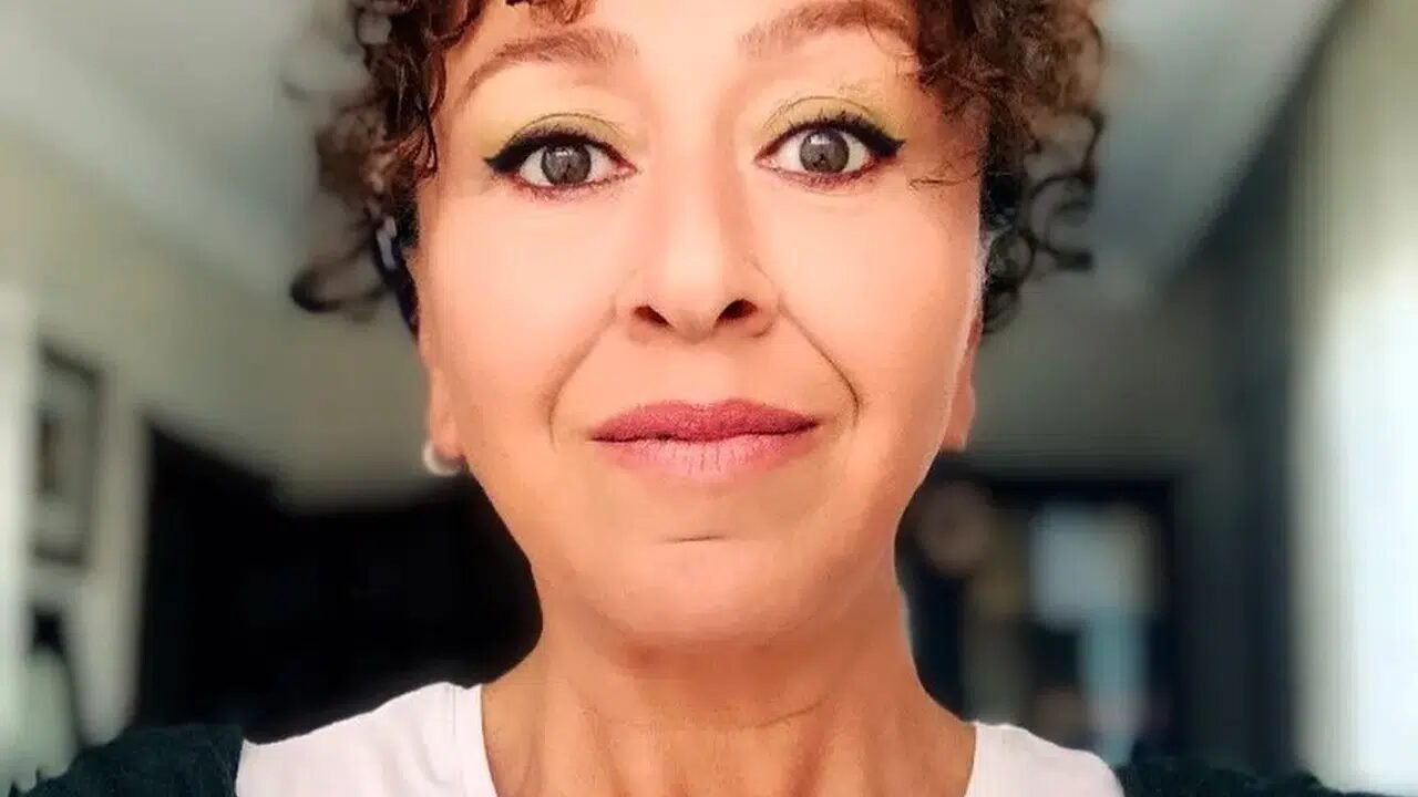 Şebnem Sönmez kimdir, kaç yaşında, nereli, evli mi, hangi dizilerde oynadı?