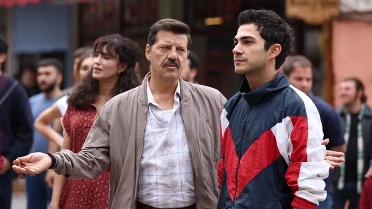 Altı Üstü İstanbul dizisi gerçek bir hikaye mi, yoksa bir uyarlama mı?