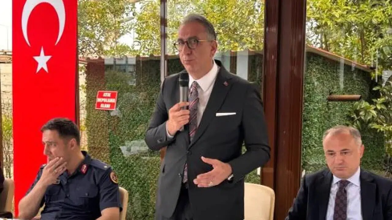 Hüseyin Azizoğlu kimdir, kaç yaşında ve hangi partiden seçildi?